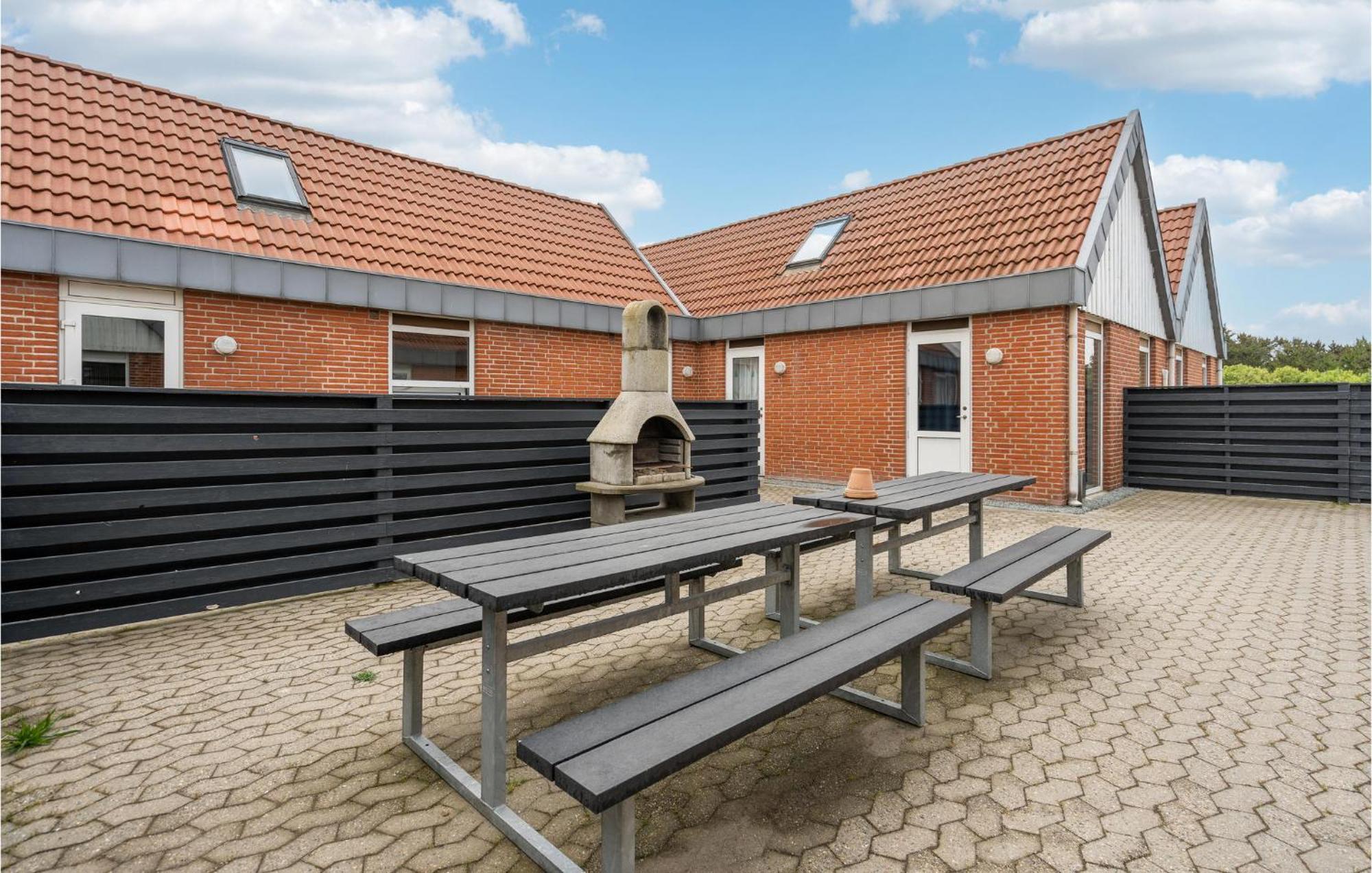 Amazing Home In Hvide Sande With Wifi Bjerregard Экстерьер фото
